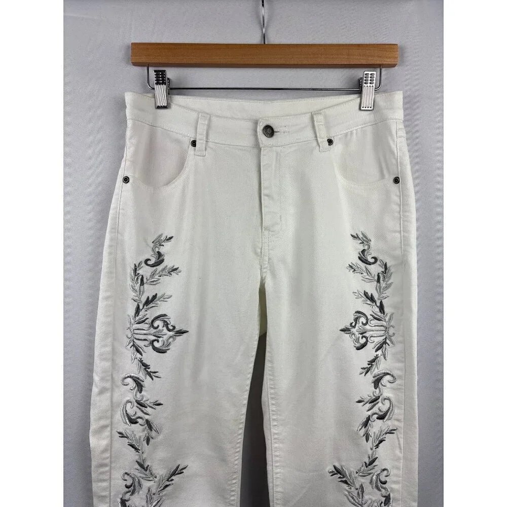 Women’s Anthony Studios Size 6 White Jeans with Silver & Grey Embroidery - Picture 2 of 5